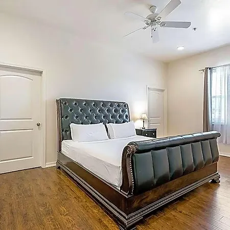Aparthotel Modern, Spacious With Luxury Amenities 3*