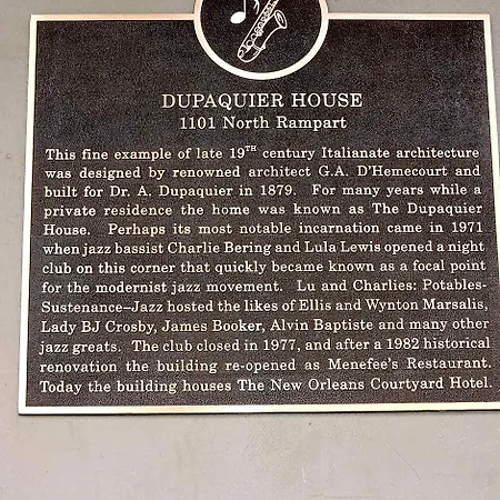 Hotel Courtyard By The French Quarter