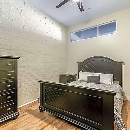 Hotel Merchant Lofts 3*