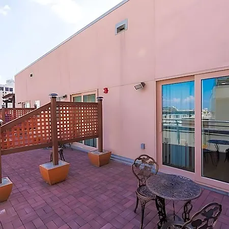 Merchant Lofts 3*