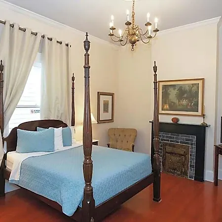 Bed & Breakfast The Esplanade Mansion 3*