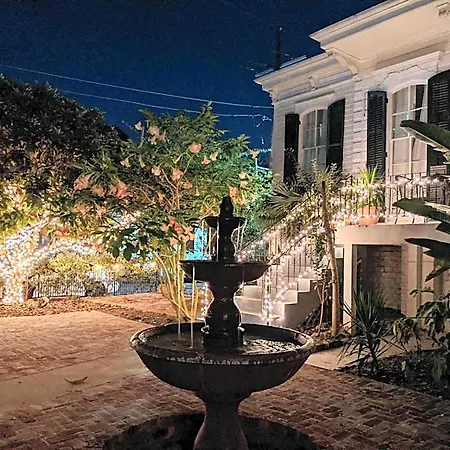 The Esplanade Mansion Bed & Breakfast