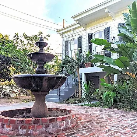 Bed & Breakfast The Esplanade Mansion