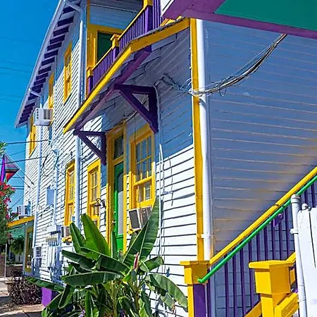 Hotel Historic Mardi Gras 2*