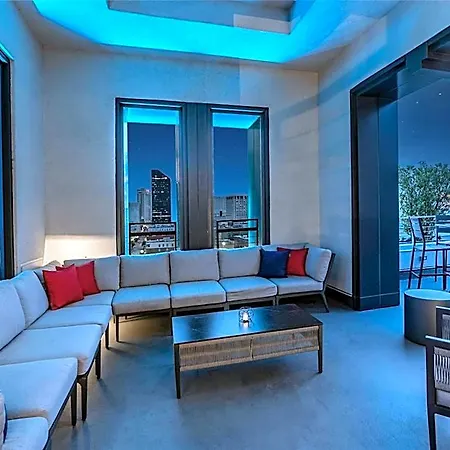 The Higgins New Orleans, Curio Collection By Hilton 4*