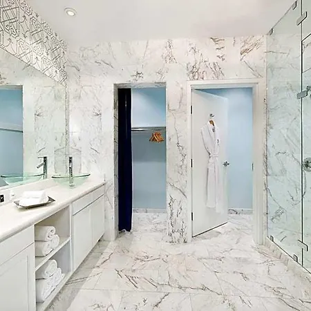 The Saint Hotel, New Orleans, French Quarter, Autograph Collection Hotel