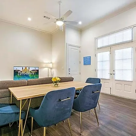 1 And 2 Bedroom Private Steps Away From French Quarter