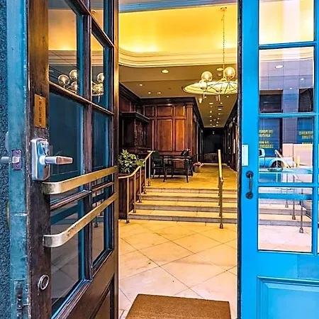 The Alexandre 3* New Orleans