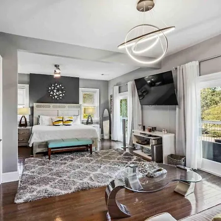 Grand Craftsman Style Heated Pool