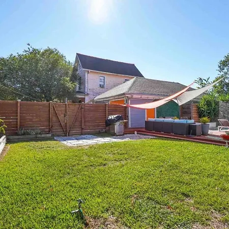 Holiday home Grand Craftsman Style Heated Pool *
