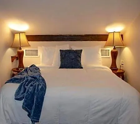 Jean Lafitte House Hotel New Orleans