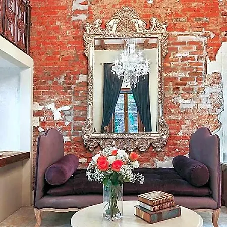 Hotel French Quarter Mansion 4*