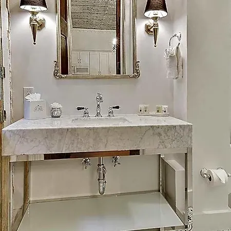 French Quarter Mansion Hotel