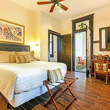 Canal Street Bed & Breakfast New Orleans