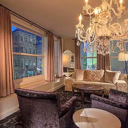 International House Hotel 4*