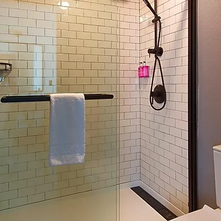 Hotel Moxy Downtown/french Quarter Area New Orleans