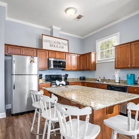 Dumaine Cozy - 3 Bed Close To Qtr Holiday home New Orleans