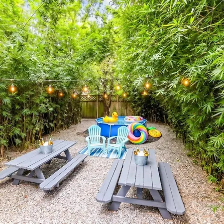 Bed & Breakfast Elysian Historic - 4 Bed-4 Ensuite Baths