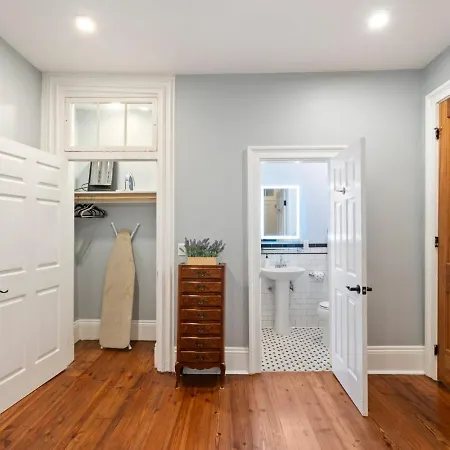 Bed & Breakfast Elysian Historic - 4 Bed-4 Ensuite Baths New Orleans