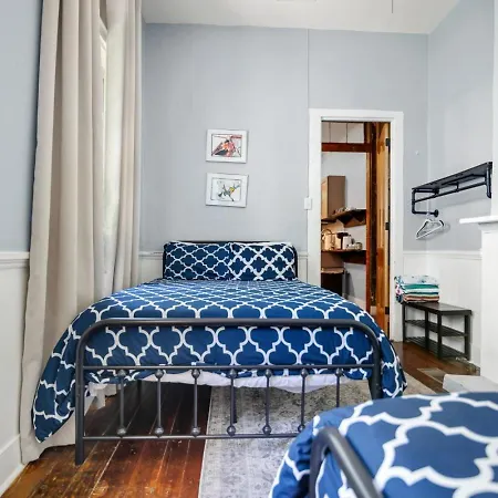 Ursulines Historic Creole Holiday home *