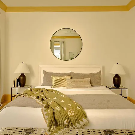 Luxurious Marigny With Heated Pool Holiday home