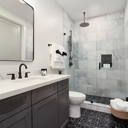 Holiday home 2 Unit Combo 12br Near French Quarter New Orleans