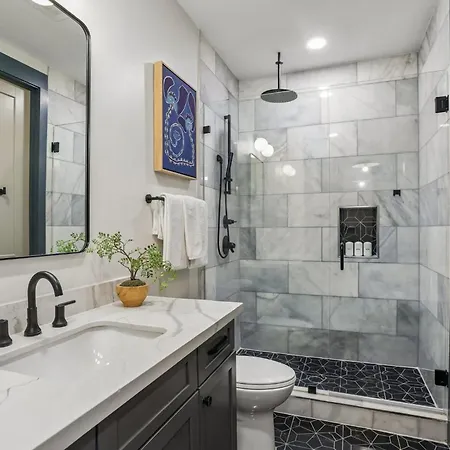 Holiday home Luxe 19br Combo & Private Backyard With Pool New Orleans