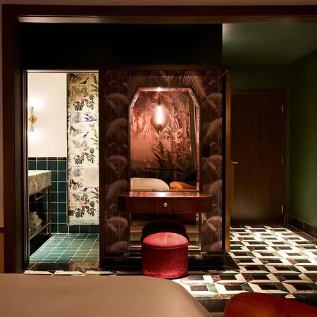 Fairmont Hotel 5*