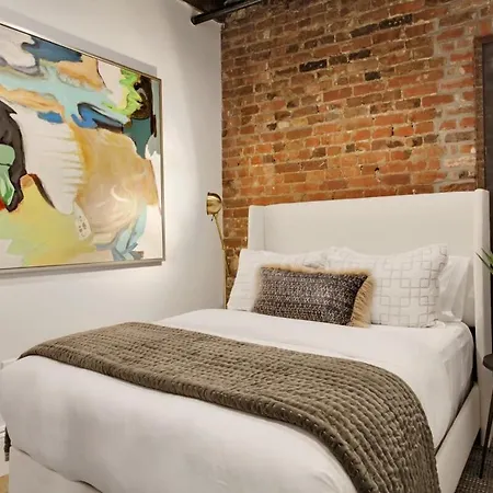 Two Cbd 10br Near French Quarter Hotel