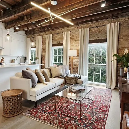 Two Cbd 10br Near French Quarter Hotel