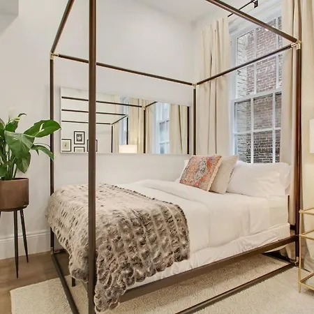 Hotel Luxe 8br Cbd Duplex Private Courtyard New Orleans