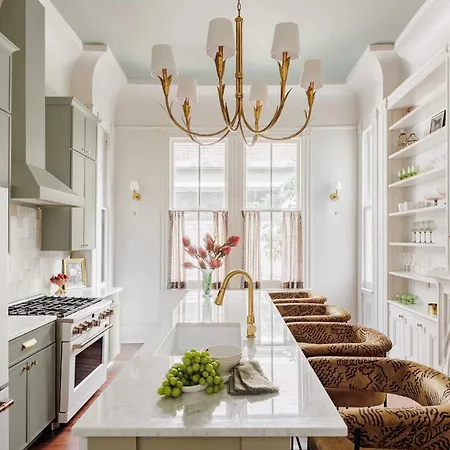 24 Bedroom Boutique Buyout Private Pool * New Orleans