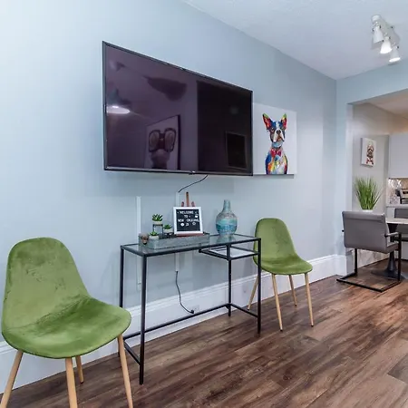Uptown Fast Wifi Sleep 4 *