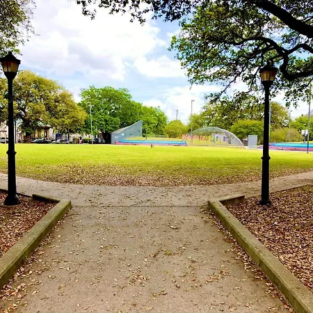 Uptown Fast Wifi Sleep 4 * New Orleans