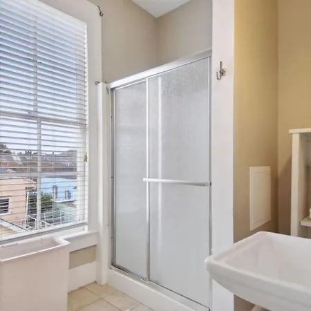 Treme 1br French Qtr Medical Corridor *