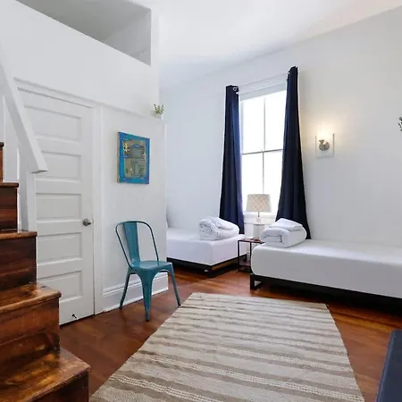 Prime Uptown With Backyard And Ev Parking *