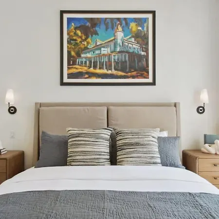 Holiday home Designer Heated Pool & Rooftop
