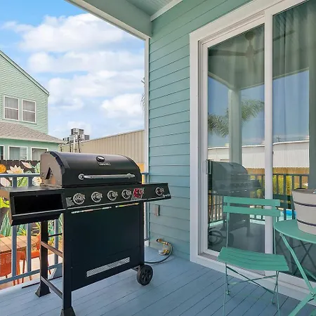 Tropical Escape W/pool Near Jazzfest, Fq, Bourbon New Orleans