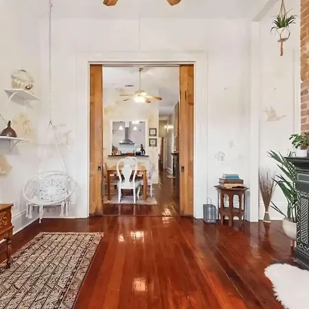 Relaxing Bohemian W Heated Pool 5br 4ba