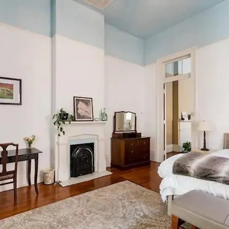 Bed & Breakfast Maison Chartres