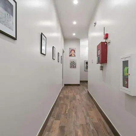 Bed & Breakfast Luxury Art In Nola Cbd *