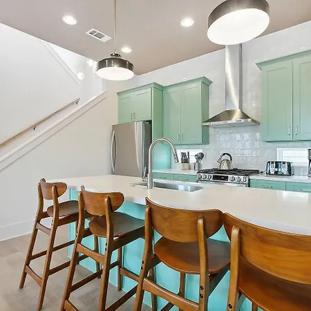 Holiday home Tropical Escape W/pool Near Jazzfest, Fq, Bourbon New Orleans