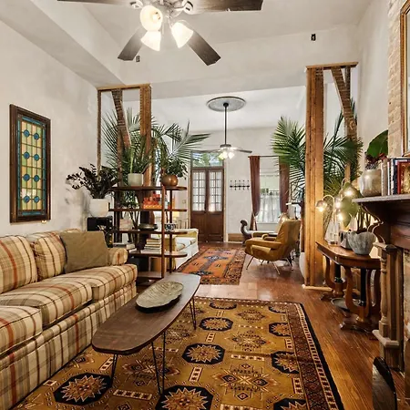 Historic 1840s 2 Min Steps From French Quarter 9br 7ba New Orleans