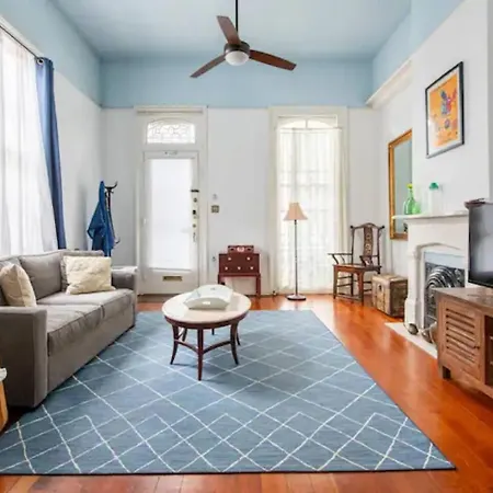 Bed & Breakfast Maison Chartres New Orleans