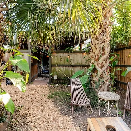 Jazzfest Oasis Near Frenchman St * New Orleans