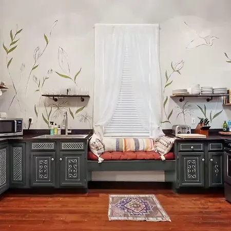 Villa Relaxing Bohemian W Heated Pool 5br 4ba *