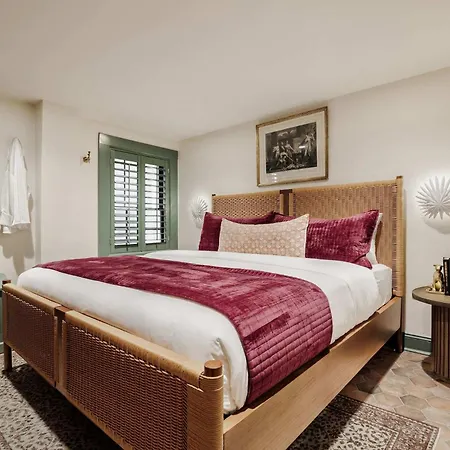 Hotel 24 Bedroom Boutique Buyout Private Pool