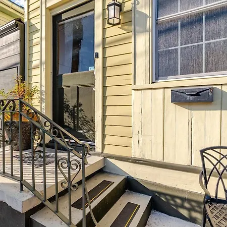 Holiday home Jazzfest Oasis Near Frenchman St *