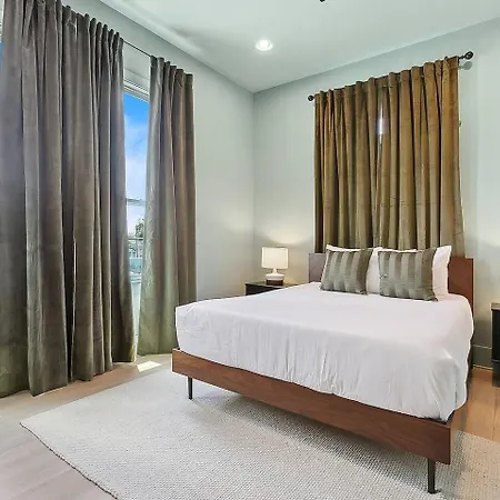 Tropical Escape W/pool Near Jazzfest, Fq, Bourbon Holiday home *