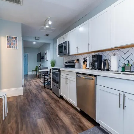 Uptown Fast Wifi Sleep 4 * New Orleans